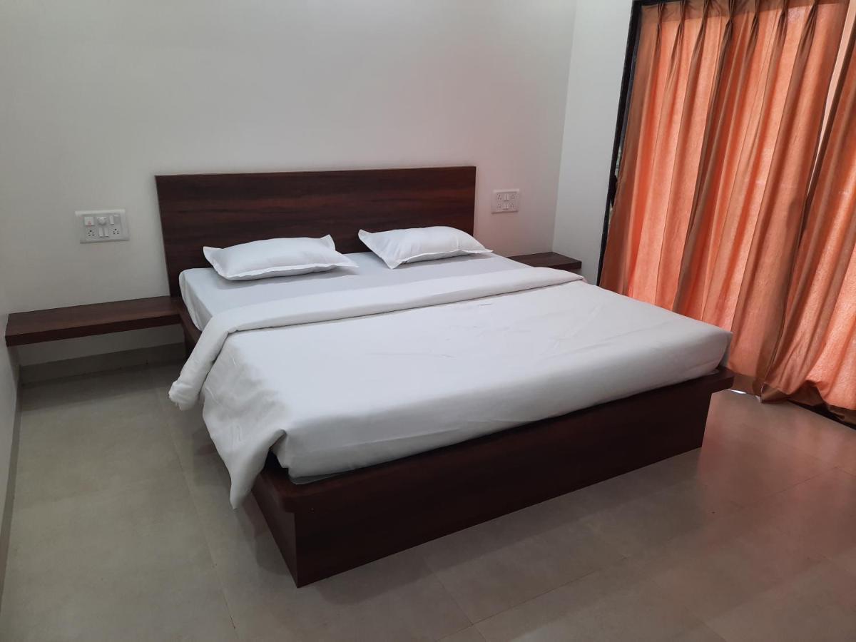 Raapan Beach Resort Mālvan Εξωτερικό φωτογραφία